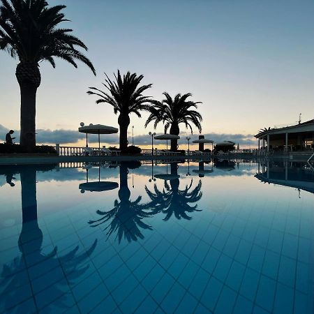 Paradise Beach Apartments Αργάσι Εξωτερικό φωτογραφία